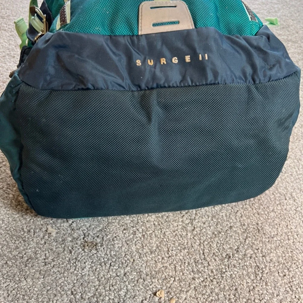 The North Face Recon Backpack Teal Navy Mint Laptop Sleeve Hiking Travel outdoor